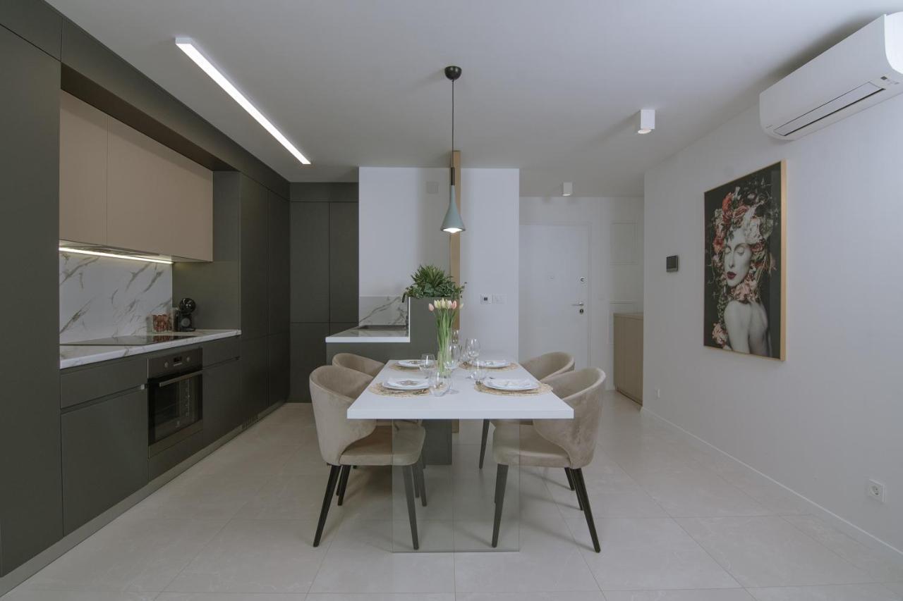 Apartments Adriatic Pearl Трогир Екстериор снимка
