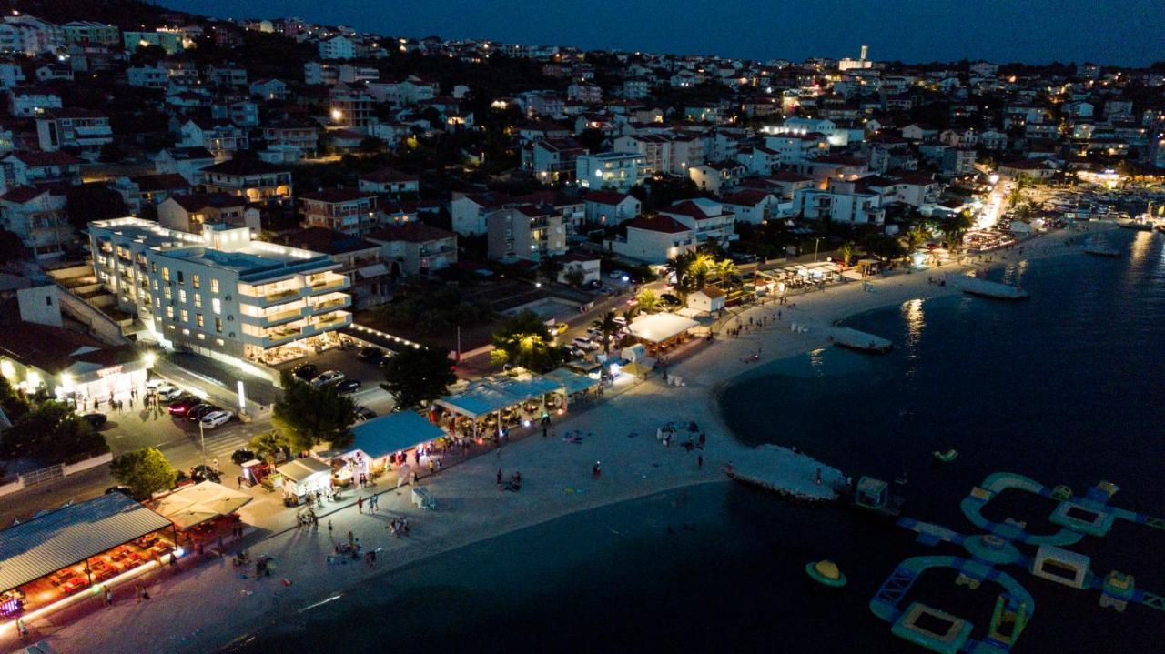 Apartments Adriatic Pearl Трогир Екстериор снимка