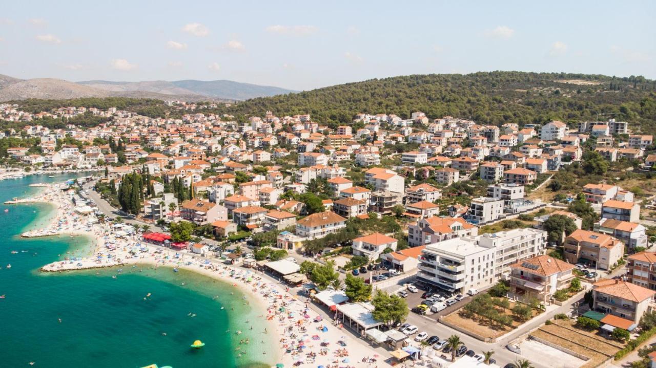 Apartments Adriatic Pearl Трогир Екстериор снимка