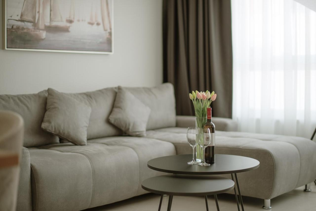 Apartments Adriatic Pearl Трогир Екстериор снимка