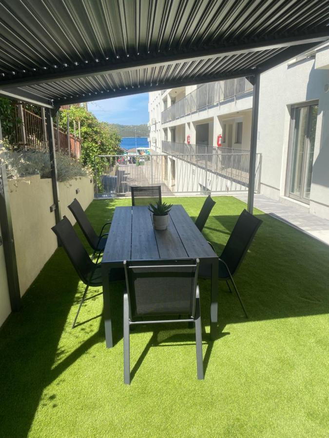Apartments Adriatic Pearl Трогир Екстериор снимка